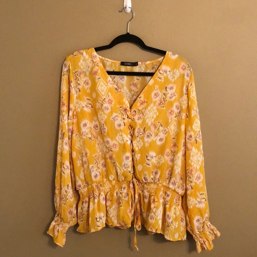 CURE Long sleeve blouse